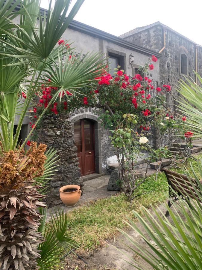 Villa Alessio - Case Vacanza Con Piscina Sull'Etna Puntalazzo Extérieur photo